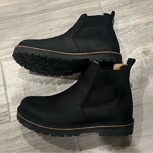 Women’s Black Stalon Birkenstock Chelsea Boot Size 41